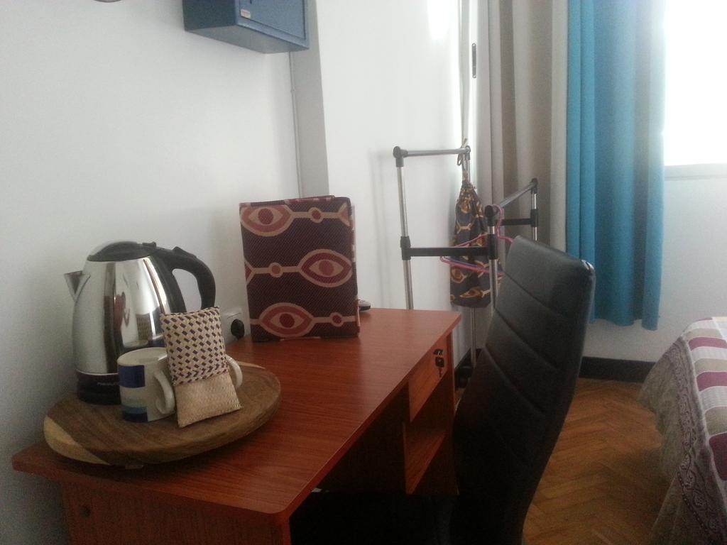 The Quiet Corner Guest House Maputo Ngoại thất bức ảnh